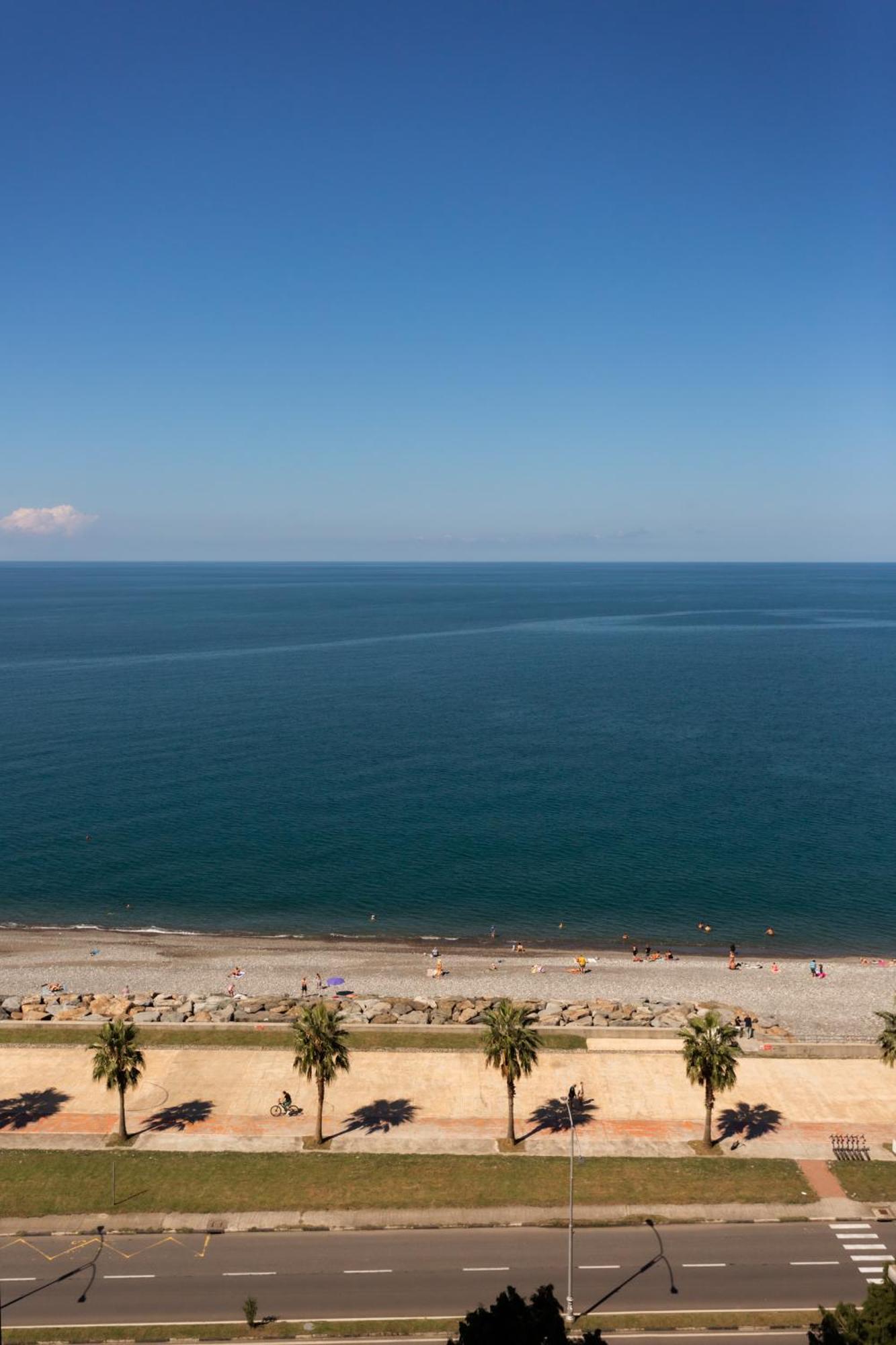 G-Point New Beach Batumi Exteriér fotografie